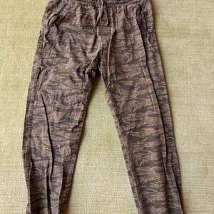 Carhartt Men's Brown Pattern Cargo Pants